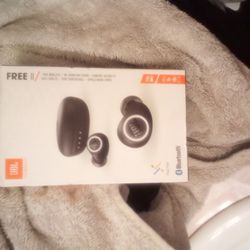 JBL FREE ll Truly Wireless Fast Pair Headphones