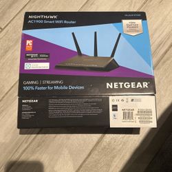 Nighthawk AC1750 Smart WiFi Router