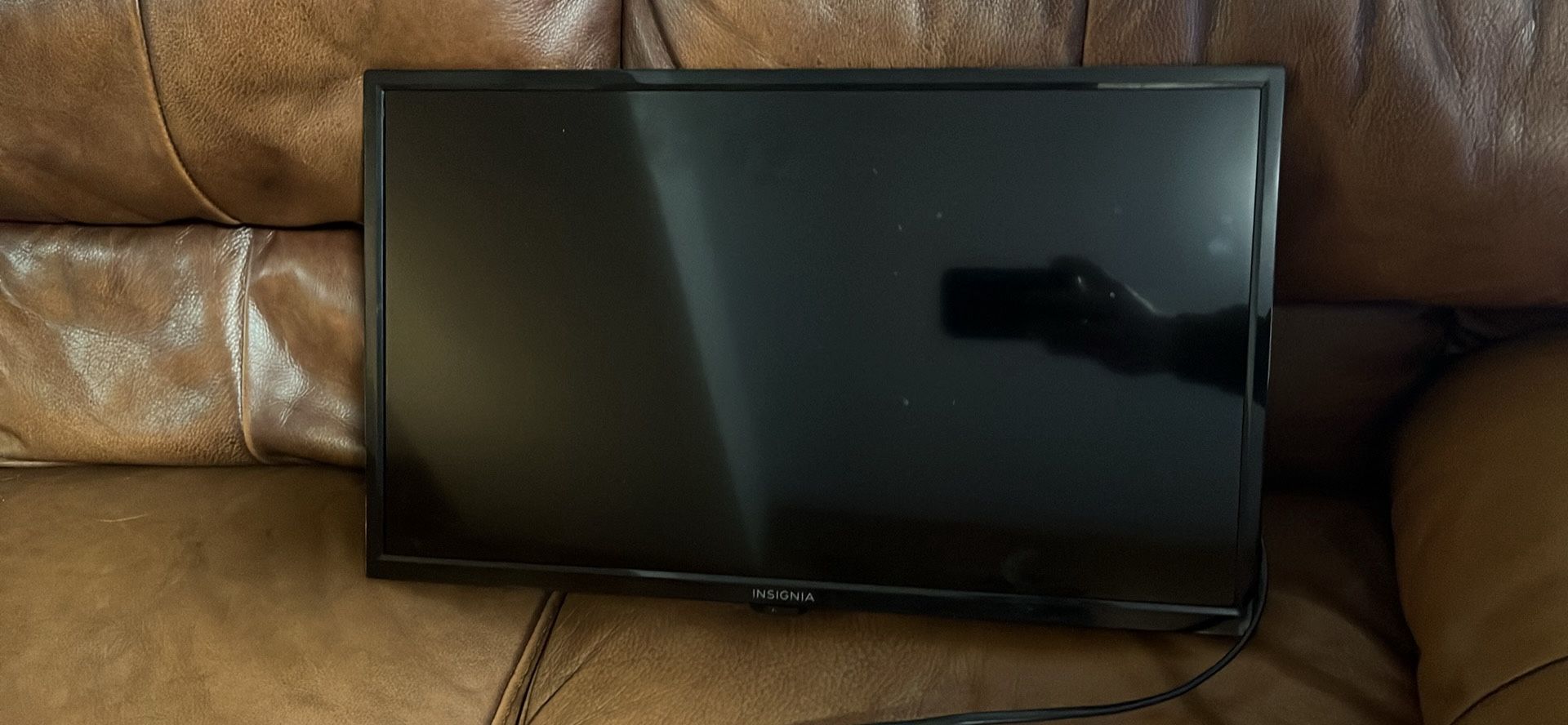 21” Insignia TV With Remote