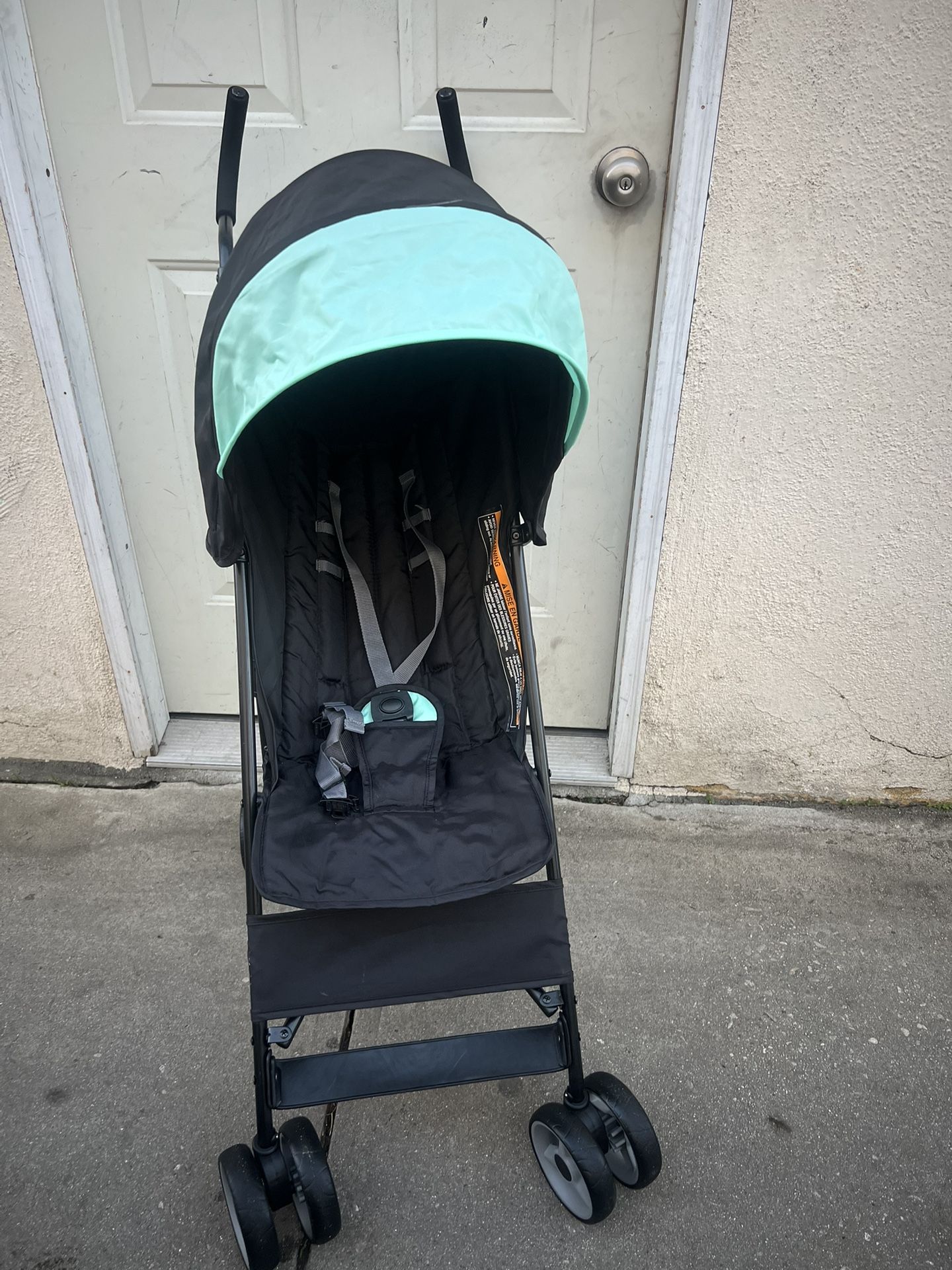BABY STROLLER !TY INGENUITY