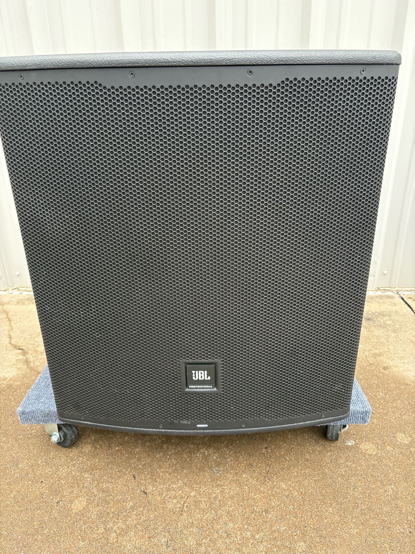 JBL Eon 718 Subwoofer
