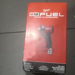 Milwaukee M18 Gen 3 Fuel 18V Brushless Cordless 1/2" Compact Impact Wrench W/ Friction Ring