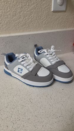 Shoe