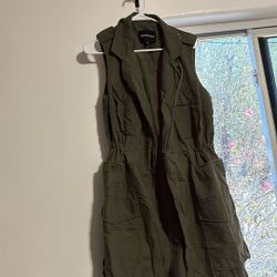 Who What Wear Green Sleeveless Coat