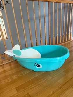Fisher-Price Whale Baby Bathtub FREE