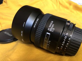 Nikon 85mm1:8 Mint