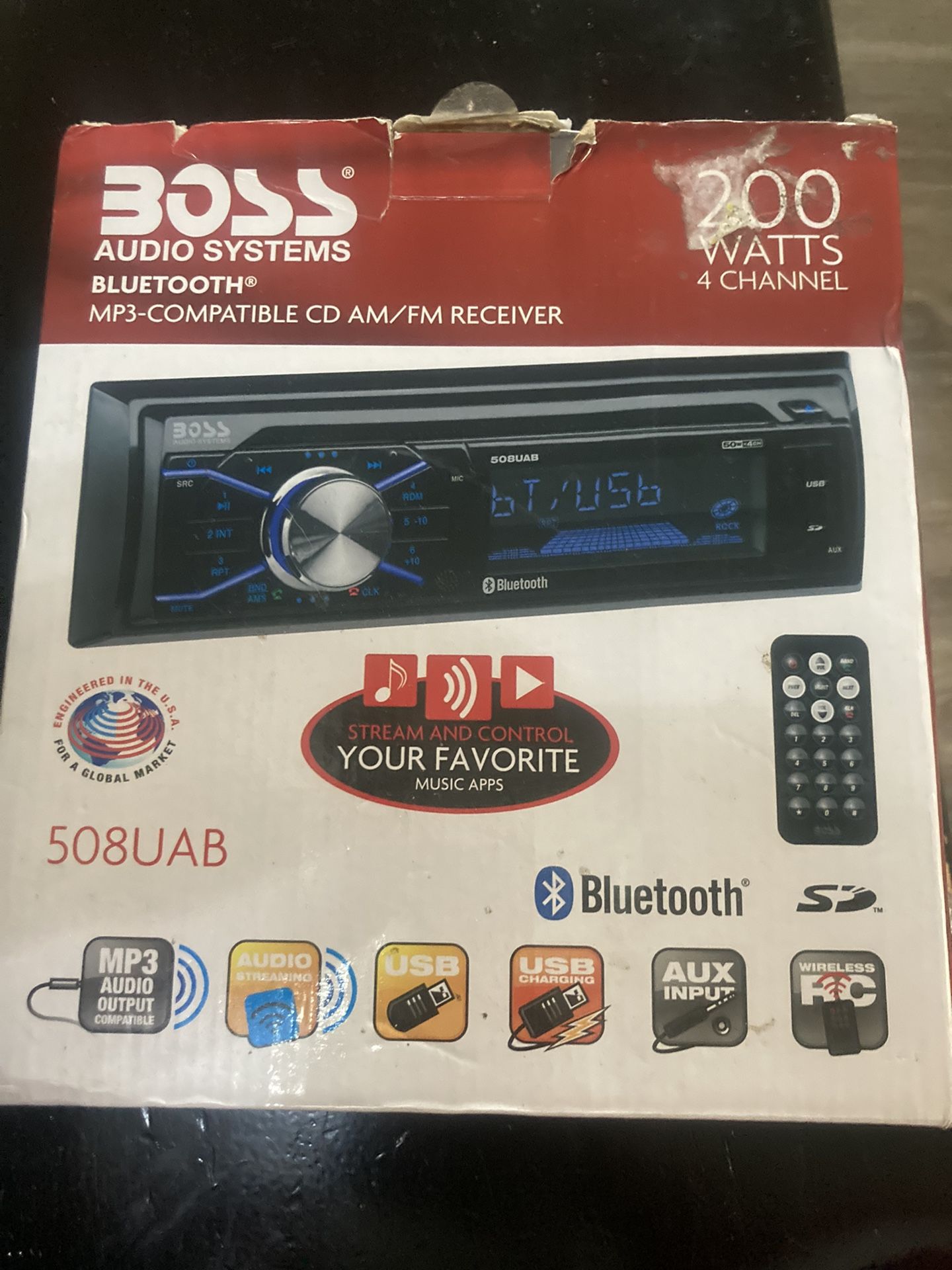 Boss 508UAB Car Stereo