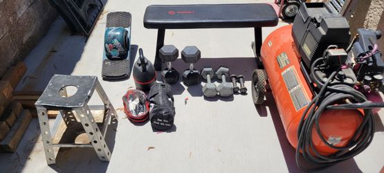 Little cluster of goods