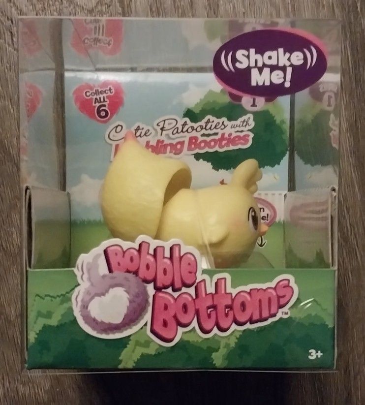 Bobble Bottoms Cutie Patooties Series 1 Chicky Waddle Bobbling Bottom Figure NEW