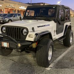 Jeep Wrangler 