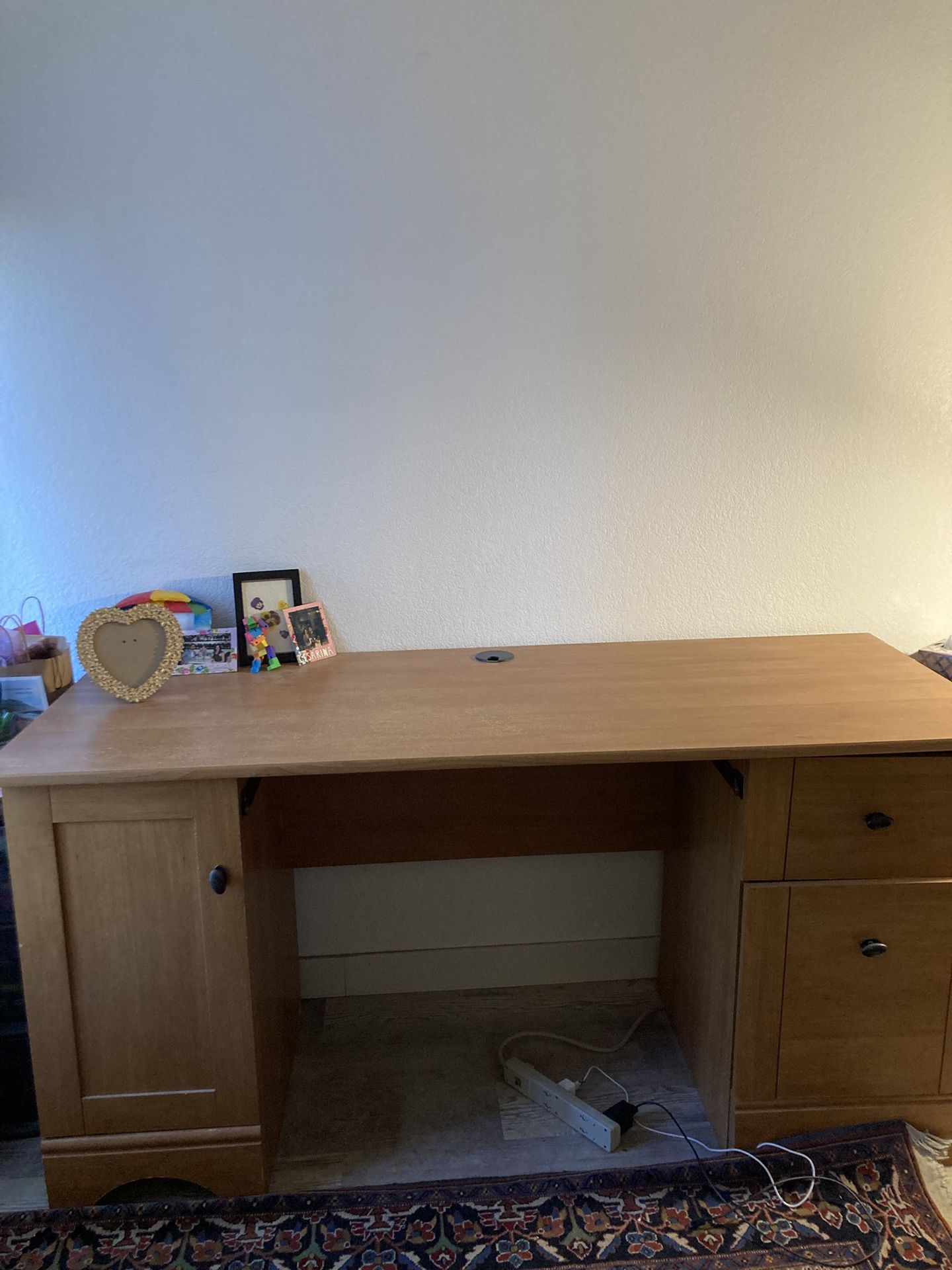 *free* Wood Desk 