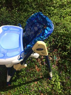 Adjustable high chair