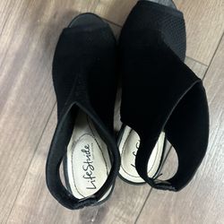 Life Stride Black Bootie Heels 7.5