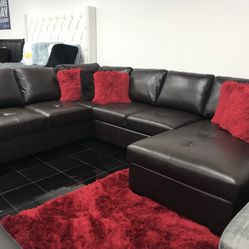 Brown Leather Sectional With Storage And Sleeper!! ** Easy Financing $50 Down!!
