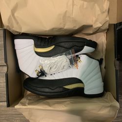 Jordan 12s Royalty Taxi Size 6.5y (grade School) $200