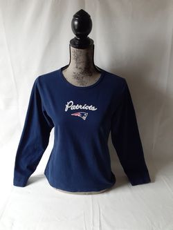 New England Patriots women's navy blue long sleeve tops size M
