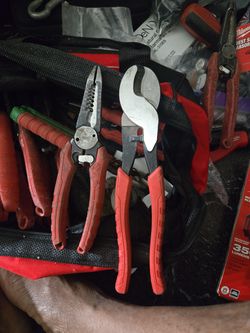 Milwaukee wire &cable cutter