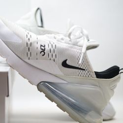 Nike Men  Air Max 270 Shoe