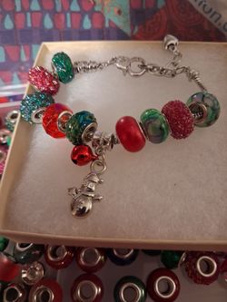 Christmas Charm Bracelet with Beads