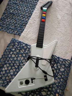 Xbox 360 explorer guitar