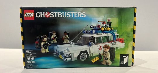 LEGO Ideas Ghostbusters ECTO-1 21108