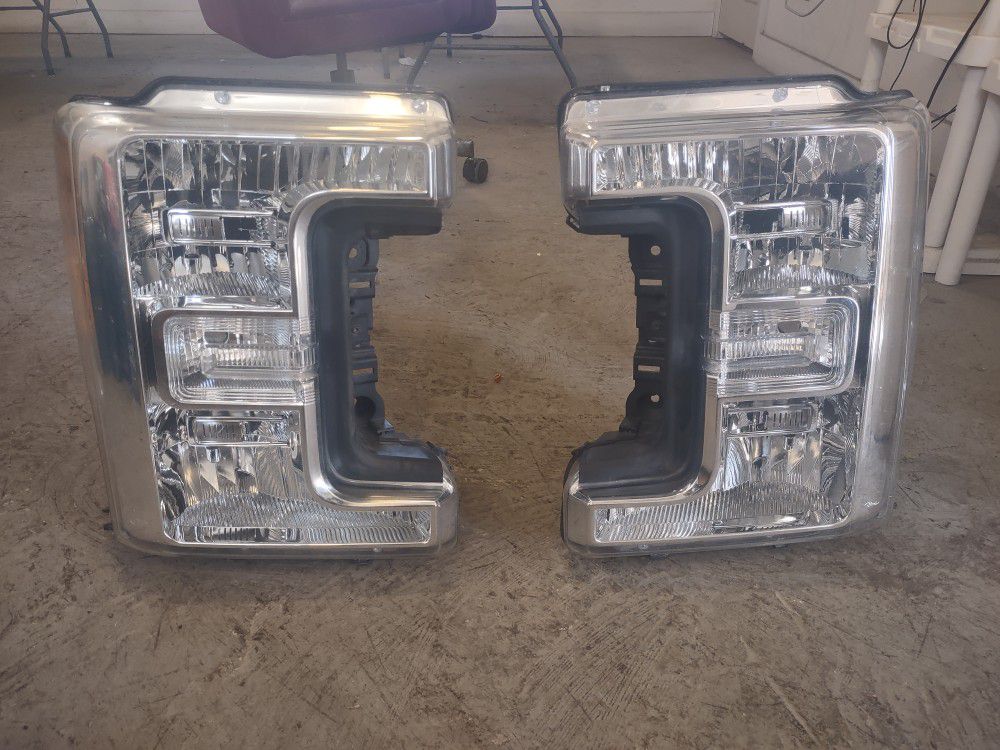 Headlights ford f250 or 350 2017 to 2020