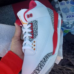 Retro Jordan 3 Cardinal Size 7.5,8,10,13