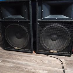 YAMAHA SPEAKERS 
