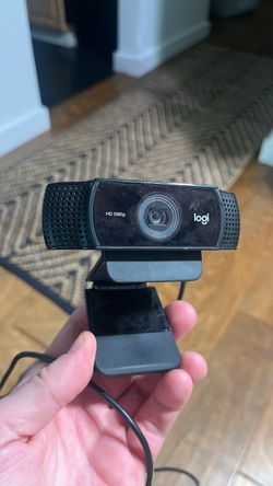 Logic tech WEBCAM - less than 1 year old