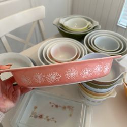Pink Pyrex Divided Dish Daisy