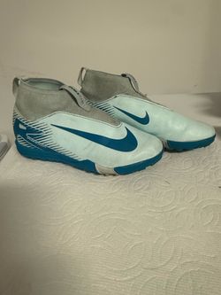NIKE MERCURIAL SUPERFLY 10 ACADEMY TURF SHOES size 2Y