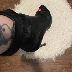 Burberry Pebbled Leather Booties In Sz 36 1/2 $480 Obo