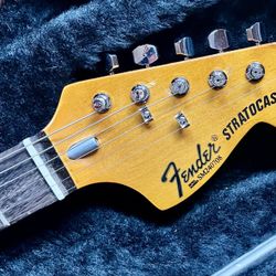 Antigua Burst Hardtail Stratocaster 70’s Tribute Guitar