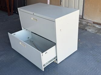 File cabinet