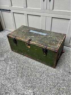 WWII Footlocker 1942