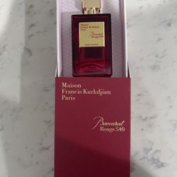 Perfume Maison Francis Kurkdjian Rouge 540 ✨