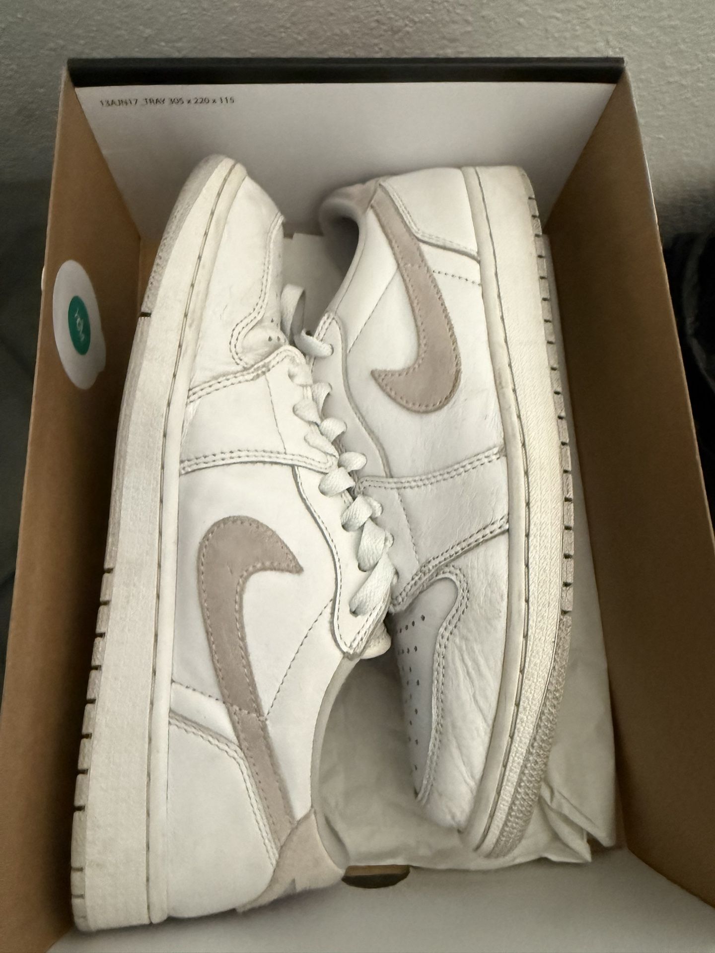 Mens Nike Air Jordan 1 Low Neutral Grey 85’ Size 10