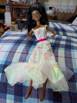 Vintage Mattel Barbie Dream Glow Christie Doll