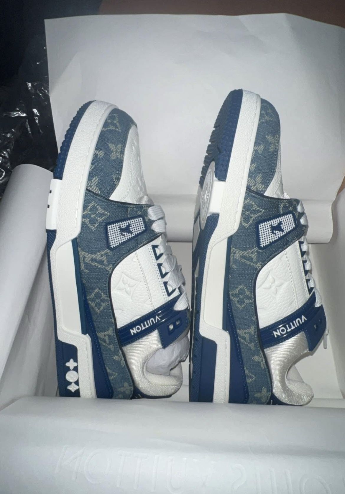 Louie Vuittons Size 10