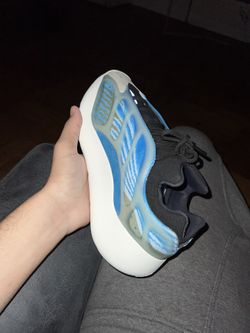 Adidas Yeezy 700 V3 Azareth