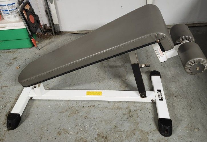 TUFF STUFF Adjustable Sit-up Bench Seat