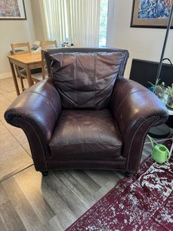 Leather Chair 