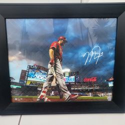 Mike Trout Autohraph Photo