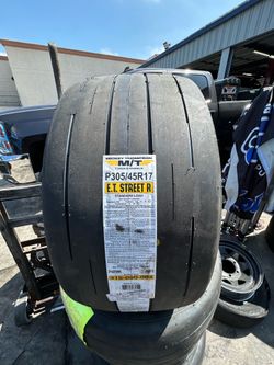 MICKEY THOMPSON ET STREET RADIAL 305/45R17/SL price$390 each