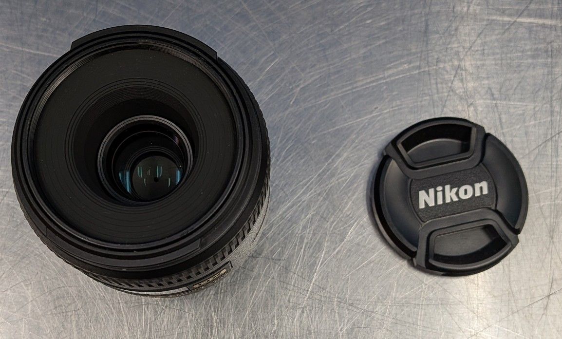 Nikon AF-S DX Micro-Nikkor