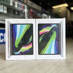 MacBook Pro 13 inch M2 Chip (Newest Model)