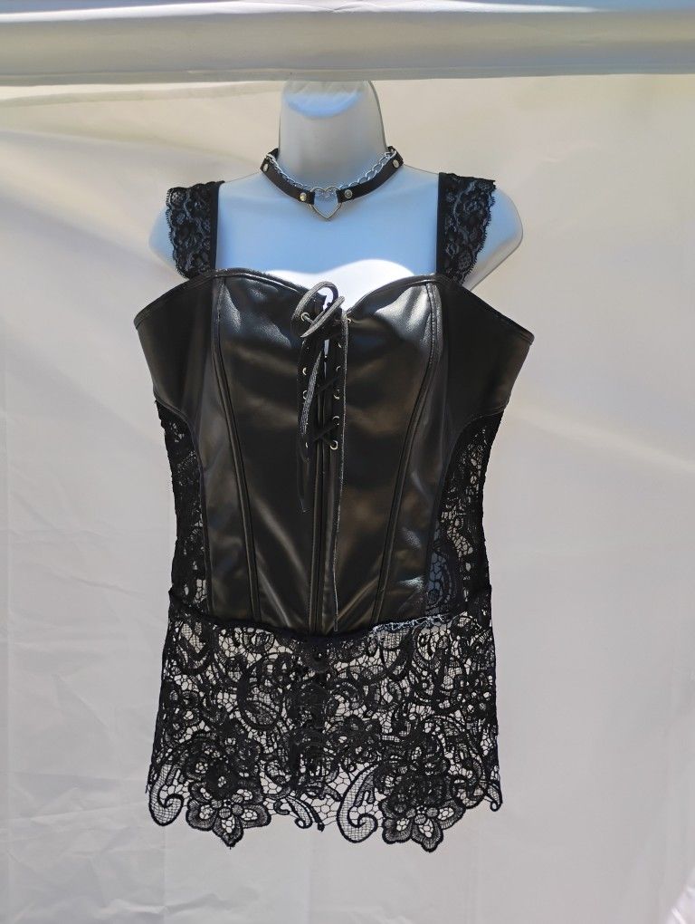 black lace corset