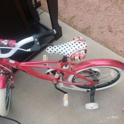 Child's Minnie Mouse Bike W Helmet