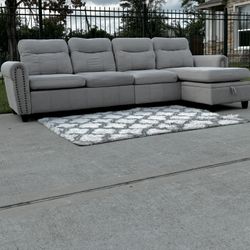 Beige Reversible Chaise Sectional Couch Sala Free Delivery 