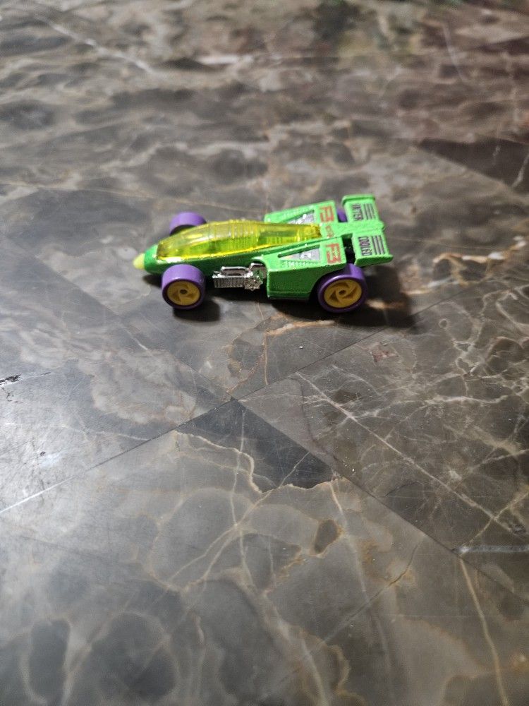Vintage Hot Wheels #310 hot hubs shadow jet 